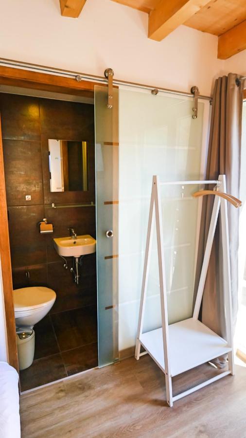 Bagnes La Baraka Hostel מראה חיצוני תמונה