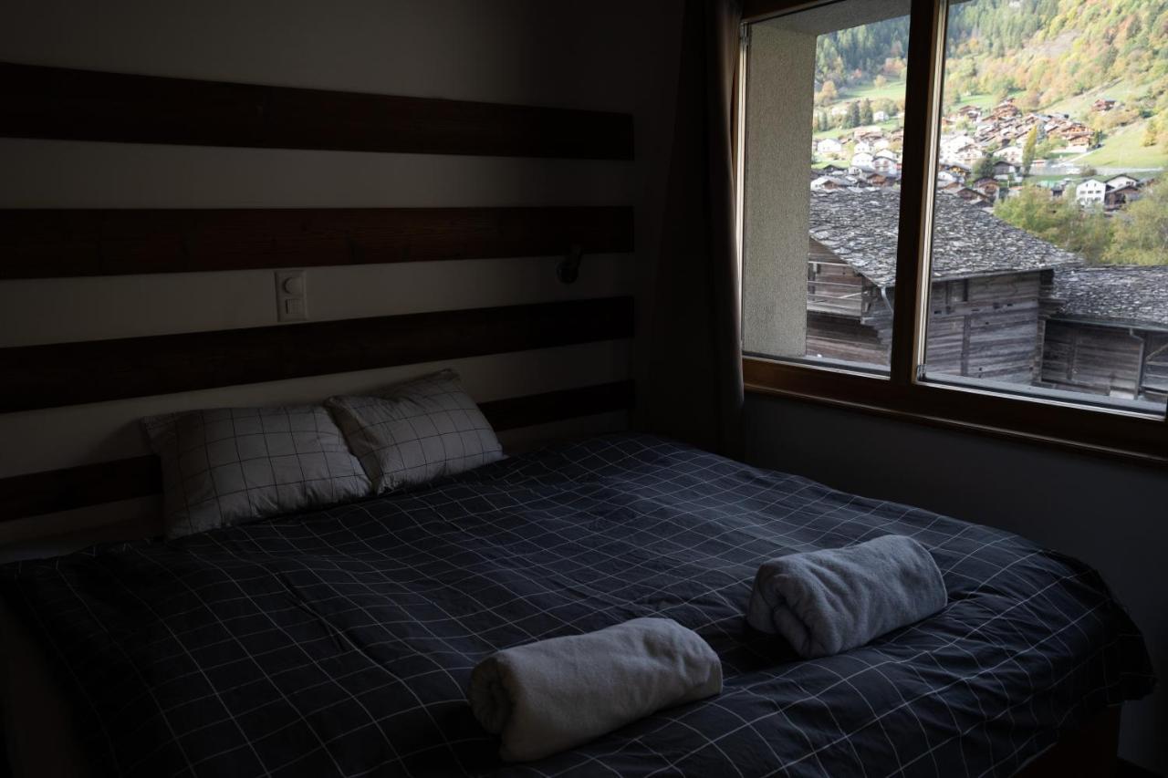 Bagnes La Baraka Hostel מראה חיצוני תמונה