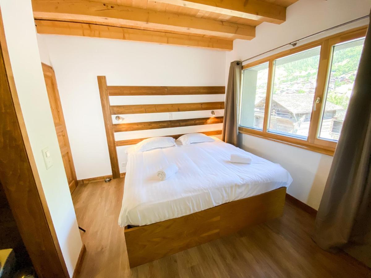 Bagnes La Baraka Hostel מראה חיצוני תמונה